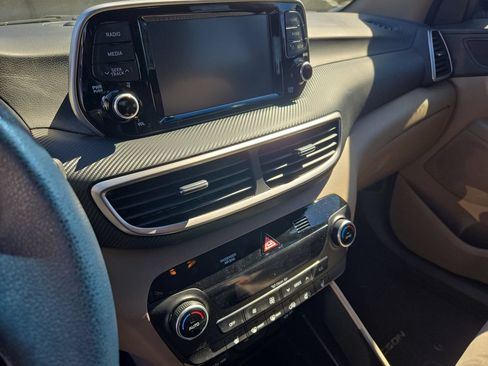 Used 2019 Hyundai Tucson SEL FWD image 12