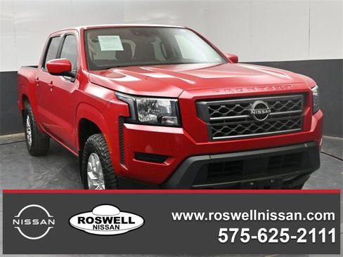 Used 2022 Nissan Frontier SV image 1