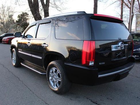 Used 2008 Cadillac Escalade AWD image 5