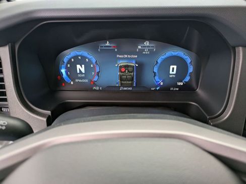 New 2025 Ford Bronco Base image 24