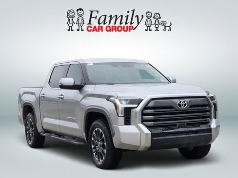 Used 2024 Toyota Tundra Limited w/ Power Package AWD/4WD image 2