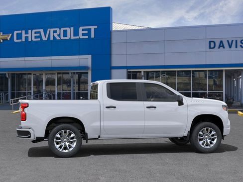 New 2025 Chevrolet Silverado 1500 Custom image 5