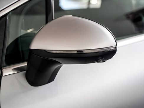 Certified 2023 Mercedes-Benz EQE 500 4MATIC Sedan image 24