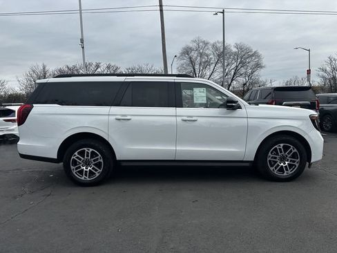 Certified 2025 Ford Expedition Max Active image 4