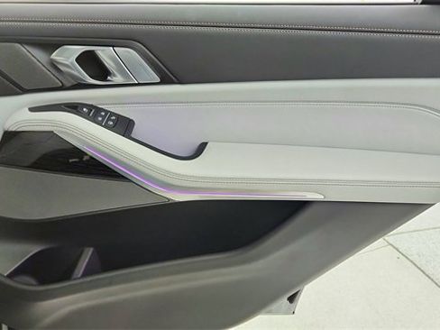 Used 2026 BMW X7 xDrive40i image 28