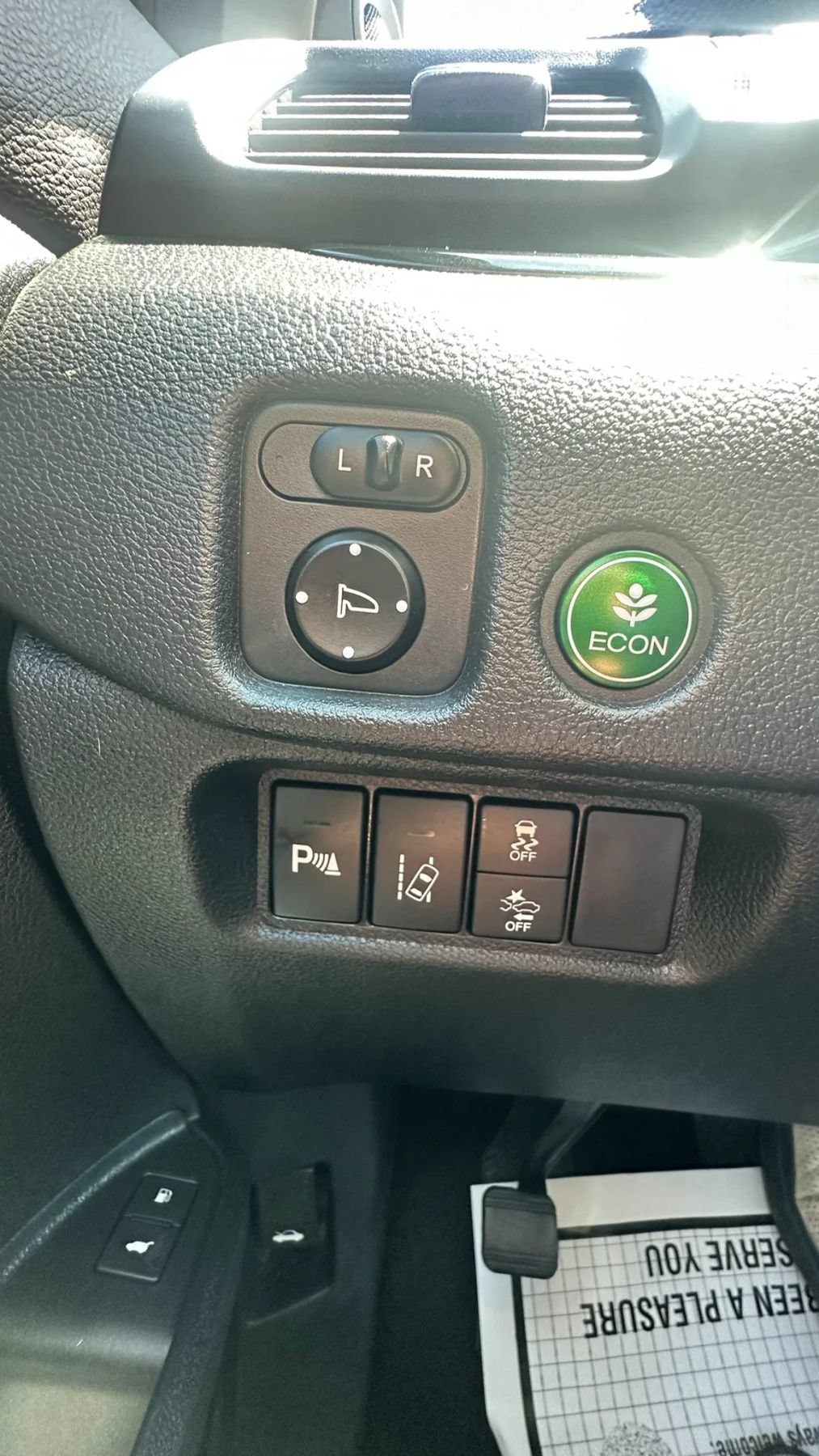Used 2016 Honda Pilot Touring image 14