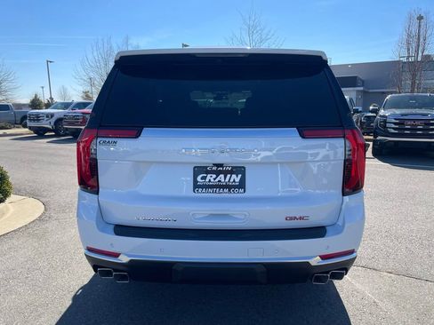New 2026 GMC Yukon XL Denali w/ Sun & Power Step Package AWD/4WD image 6