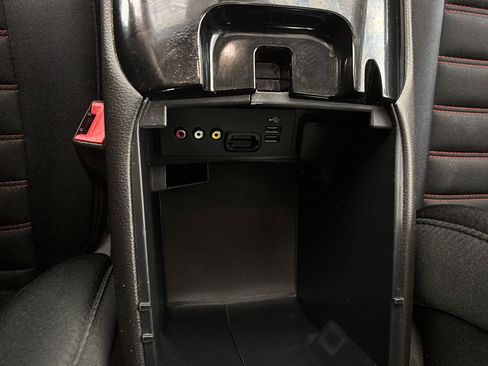 Used 2015 Ford Fusion SE FWD image 35