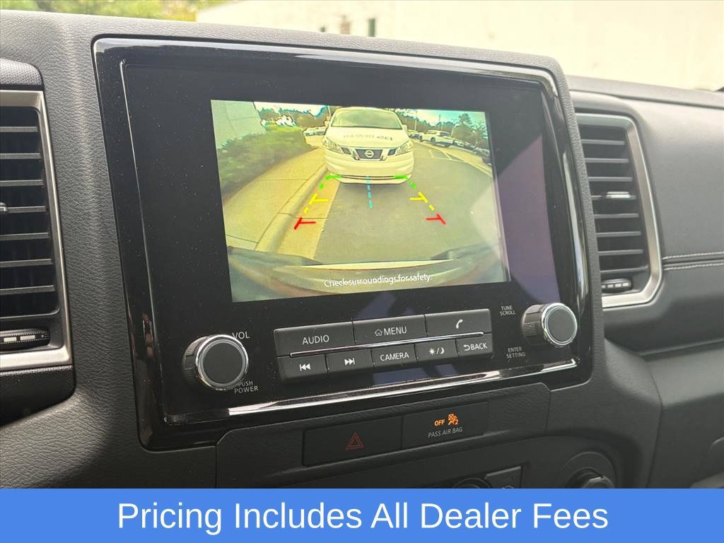 Used 2022 Nissan Frontier SV w/ Technology Package AWD/4WD image 9