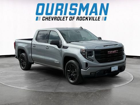 Used 2023 GMC Sierra 1500 Elevation AWD/4WD image 1