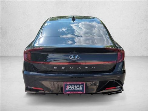 Certified 2023 Hyundai Sonata SEL FWD image 6