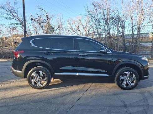 Used 2022 Hyundai Santa Fe SEL w/ Convenience Package image 2