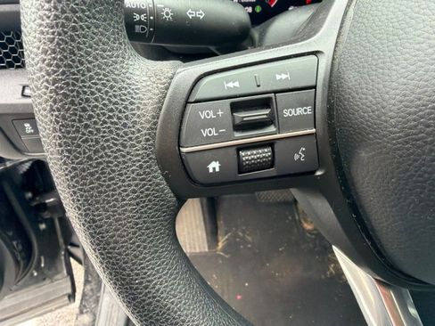 Used 2024 Honda CR-V LX image 10
