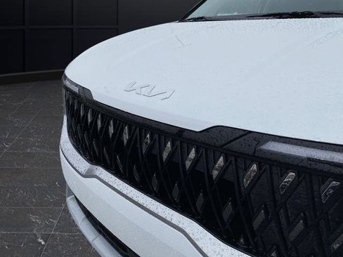 New 2026 Kia Carnival LX image 40