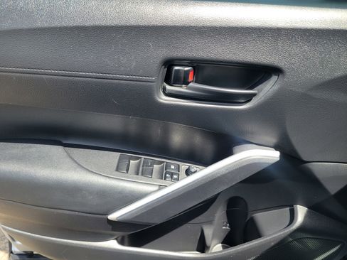 Used 2024 Toyota Corolla Cross AWD Hybrid image 21