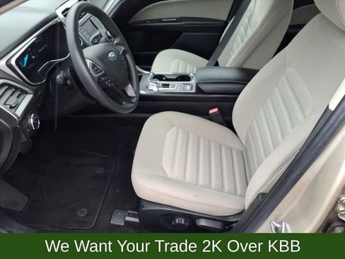 Used 2018 Ford Fusion S image 9