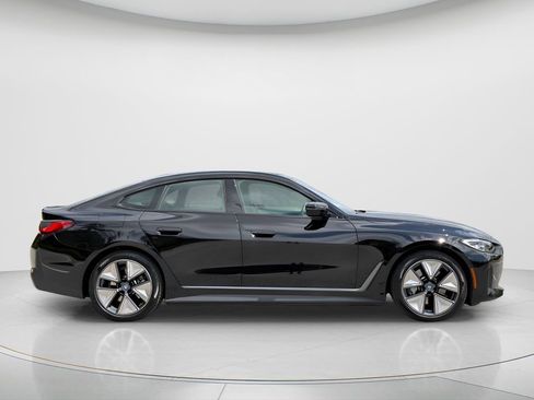 Certified 2023 BMW i4 eDrive35 RWD image 4