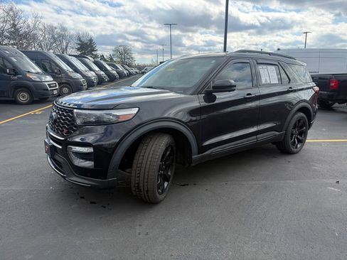 Used 2020 Ford Explorer ST w/ ST Street Pack image 3