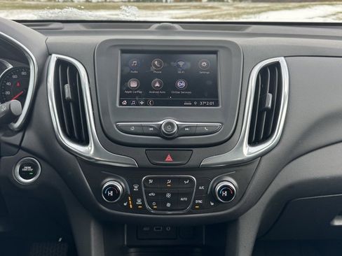 Used 2021 Chevrolet Equinox LT image 12