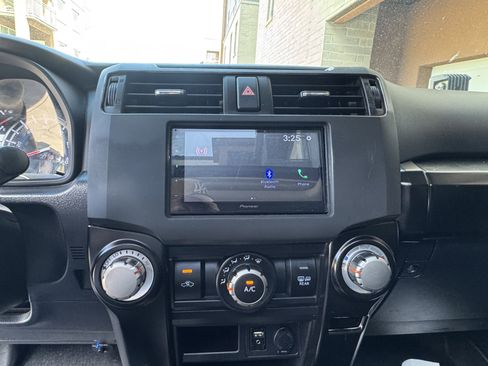 Used 2016 Toyota 4Runner SR5 Premium AWD/4WD image 27