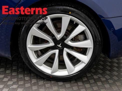 Used 2018 Tesla Model 3 RWD image 27