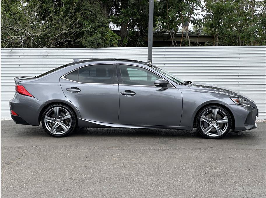 Used 2017 Lexus IS 200t w/ Navigation System Package RWD image 9