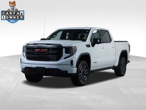 Used 2024 GMC Sierra 1500 AT4 w/ Technology Package AWD/4WD image 8