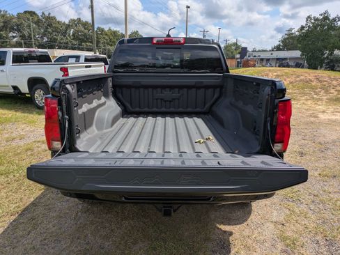 Used 2026 Chevrolet Colorado ZR2 AWD/4WD image 13