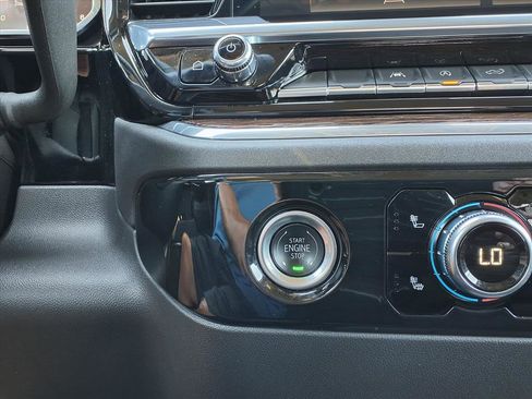 Used 2024 GMC Sierra 1500 Elevation image 27