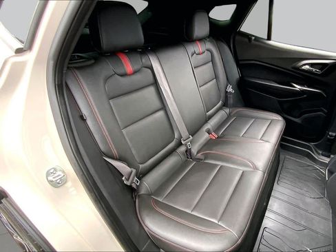 Certified 2026 Chevrolet Trax RS w/ Sunroof Package FWD image 20