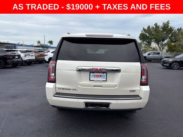 Used 2015 GMC Yukon XL Denali w/ Premium Package RWD image 5