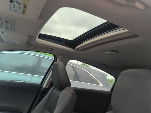 Used 2022 Honda HR-V EX image 9