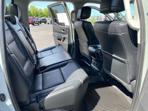 Used 2024 Toyota Tundra Limited AWD/4WD image 18