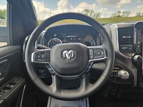 Used 2025 RAM 1500 Laramie AWD/4WD image 14