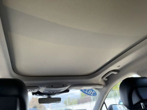 Used 2023 Lincoln Nautilus Reserve w/ Equipment Group 201A image 20