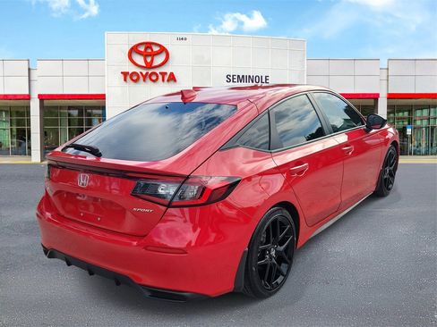 Used 2023 Honda Civic Sport image 3