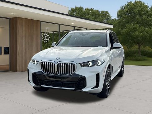 New 2026 BMW X5 sDrive40i w/ M Sport Package RWD image 2