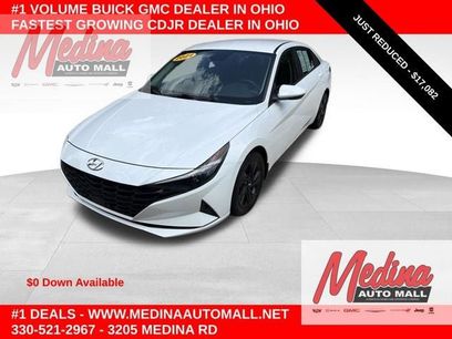 Used 2021 Hyundai Elantra SEL w/ Convenience Package