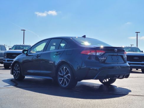 Used 2022 Toyota Corolla SE FWD image 6