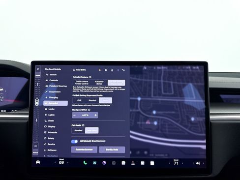 Used 2022 Tesla Model X Plaid AWD/4WD image 9