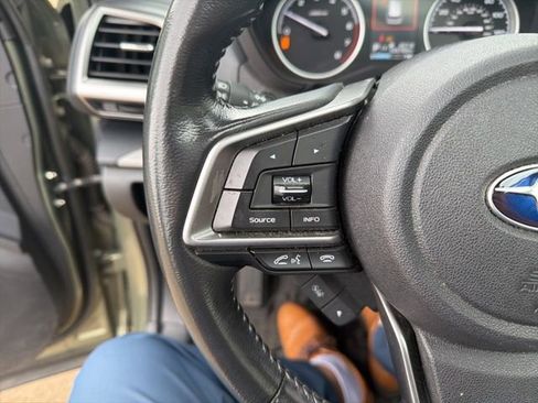 Used 2020 Subaru Forester Limited image 17