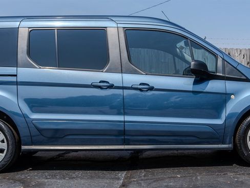 Used 2019 Ford Transit Connect XLT image 6