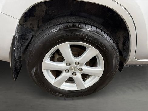 Used 2006 Toyota RAV4 Limited FWD image 32
