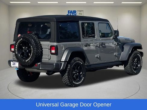 Used 2023 Jeep Wrangler Unlimited w/ Cold Weather Group AWD/4WD image 7