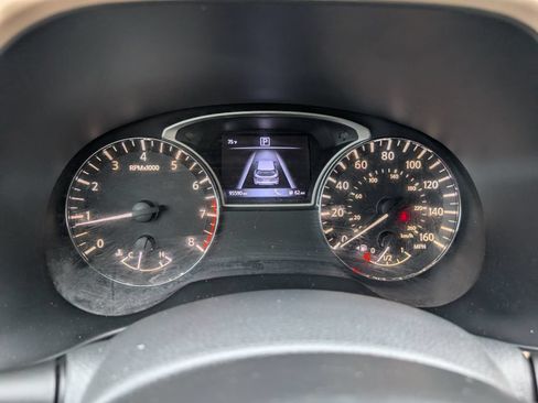 Used 2017 Nissan Pathfinder SL FWD image 17