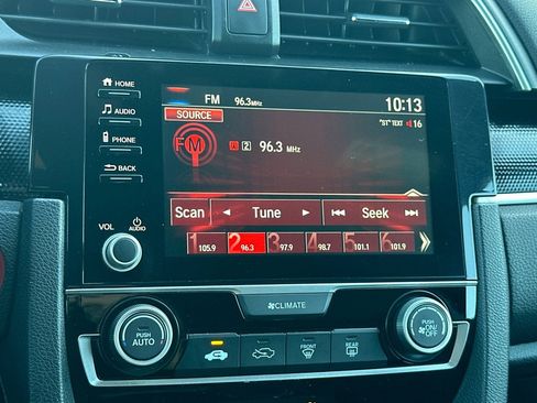 Used 2019 Honda Civic Sport image 16