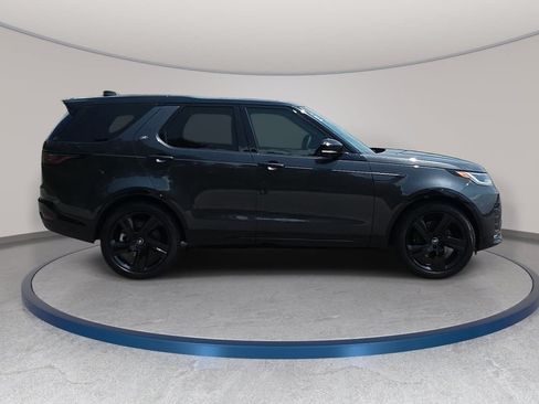 Certified 2025 Land Rover Discovery Dynamic SE AWD/4WD image 4