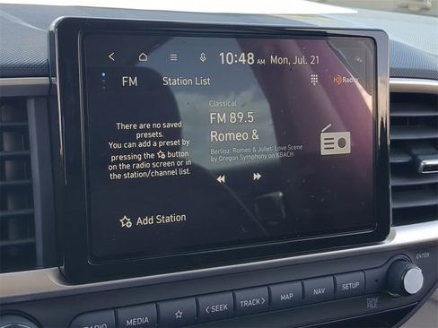 New 2025 Hyundai Venue Limited image 24