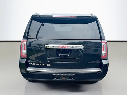 Used 2018 GMC Yukon XL Denali w/ Open Road Package RWD image 6