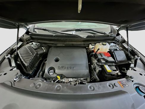 Used 2024 Buick Enclave Premium image 36